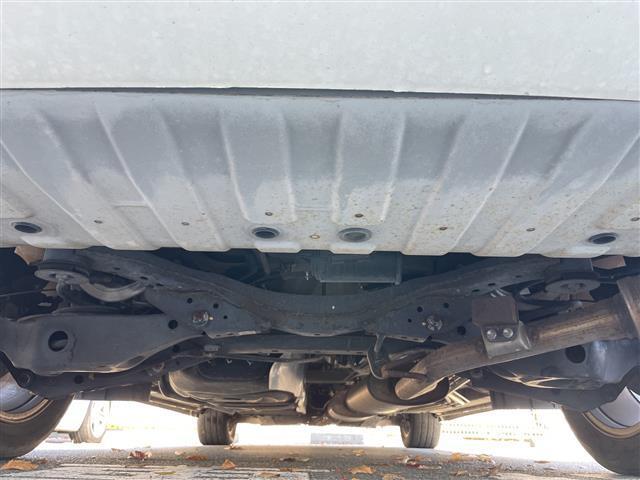 エルグランド 250ハイウェイスター 社外ナビ 社外フリップダウンモニター 両側パワスラ 半革シート 革巻きステアリング オートライト ウィンカーミラー 木目調パネル ETC 純正18インチAW スマートキー スペアキー 保証書 取説(42枚目)