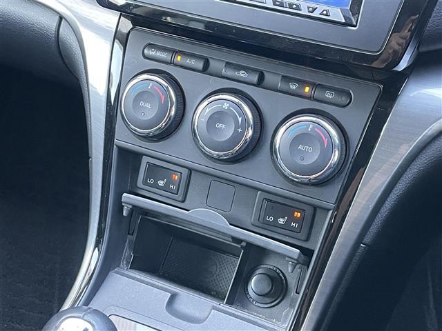 アテンザスポーツワゴン ２５ＥＸ　社外ナビ　地デジ　Ｂカメラ　ＢＯＳＥサウンドシステム　社外後席モニター　本革シート　ＰＷシート　シートヒーター　コーナーセンサー　オートライト　ステアリングスイッチ　社外前後ドラレコ　ＥＴＣ（8枚目）