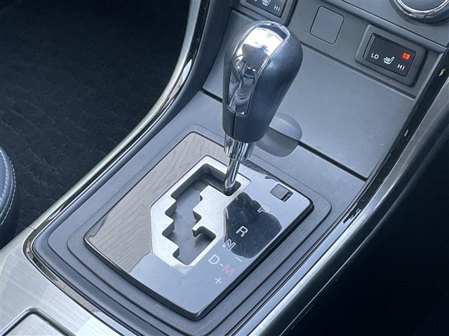 アテンザスポーツワゴン ２５ＥＸ　社外ナビ　地デジ　Ｂカメラ　ＢＯＳＥサウンドシステム　社外後席モニター　本革シート　ＰＷシート　シートヒーター　コーナーセンサー　オートライト　ステアリングスイッチ　社外前後ドラレコ　ＥＴＣ（9枚目）