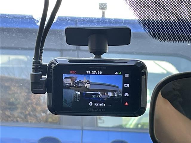 アテンザスポーツワゴン ２５ＥＸ　社外ナビ　地デジ　Ｂカメラ　ＢＯＳＥサウンドシステム　社外後席モニター　本革シート　ＰＷシート　シートヒーター　コーナーセンサー　オートライト　ステアリングスイッチ　社外前後ドラレコ　ＥＴＣ（13枚目）