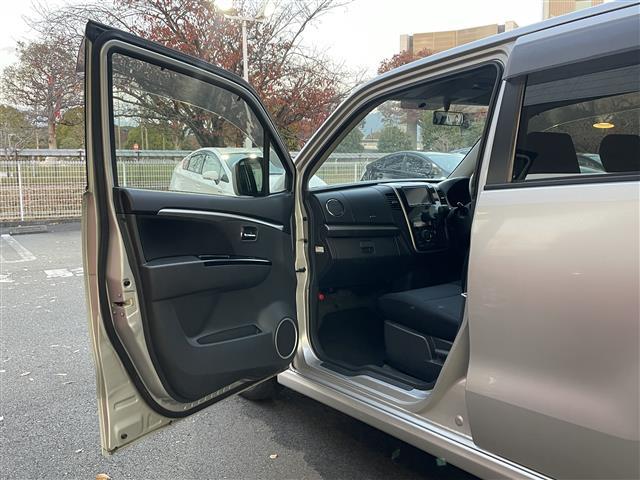 ワゴンRスティングレー X 社外ナビ(AVN558HD)ワンセグTV ETC 革巻きステアリング 電動格納ドアミラー 純正14インチAWスマートキー スペアキー 保証書(19枚目)