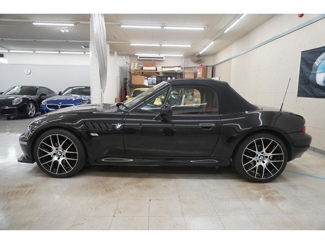 Ｚ３ロードスター ２．２ｉ　最終後期　赤レザー内装　新品イカリング　１８ＡＷ　新品Ｆスポイラー　幌張替　バックカメラ（7枚目）