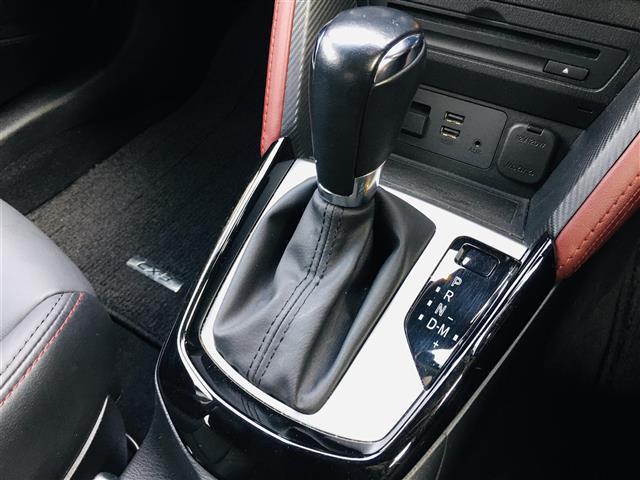 XD ツーリング Lパッケージ ・純正SDナビ(AM/FM/CD/DVD/USB/AUX)・フルセグTV・Bluetoothオーディオ・バックカメラ・ETC・スマートシティブレーキサポート・ブラインドスポットモニター(12枚目)