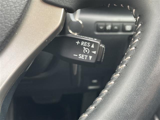 IS IS300h バージョンL BSM クルーズコントロール シートベンチレーション シートヒーター レザーシート パワーシート シートメモリ 純正17インチAW LEDヘッドライト ドライブモードセレクト ETC 社外ドラレコ(6枚目)