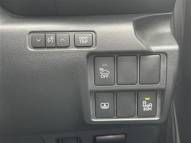 IS IS300h バージョンL BSM クルーズコントロール シートベンチレーション シートヒーター レザーシート パワーシート シートメモリ 純正17インチAW LEDヘッドライト ドライブモードセレクト ETC 社外ドラレコ(12枚目)