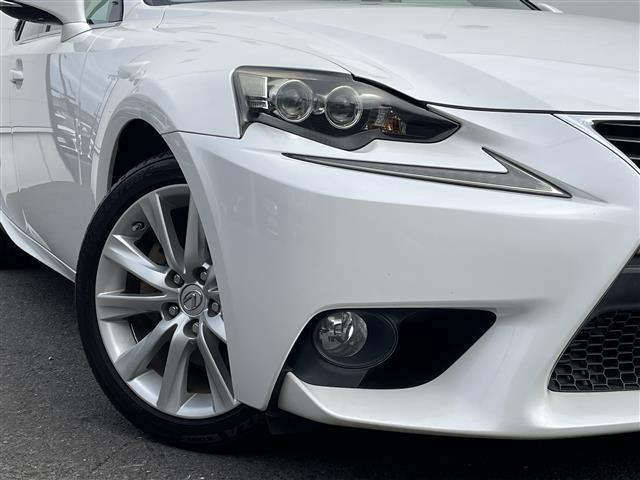 IS IS300h バージョンL BSM クルーズコントロール シートベンチレーション シートヒーター レザーシート パワーシート シートメモリ 純正17インチAW LEDヘッドライト ドライブモードセレクト ETC 社外ドラレコ(37枚目)