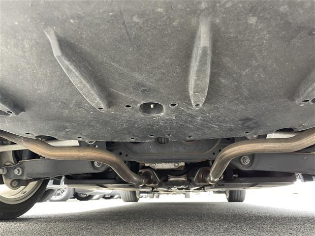 IS IS300h バージョンL BSM クルーズコントロール シートベンチレーション シートヒーター レザーシート パワーシート シートメモリ 純正17インチAW LEDヘッドライト ドライブモードセレクト ETC 社外ドラレコ(42枚目)