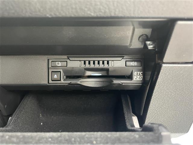 RX RX450h バージョンL サンルーフ 純正ナビ 純正後席モニター 全方位カメラ フルセグTV 三眼LEDヘッドライト 純正20インチAW 革シート シートヒーター ベンチレーション パワーバックドア クリアランスソナー BSM(23枚目)