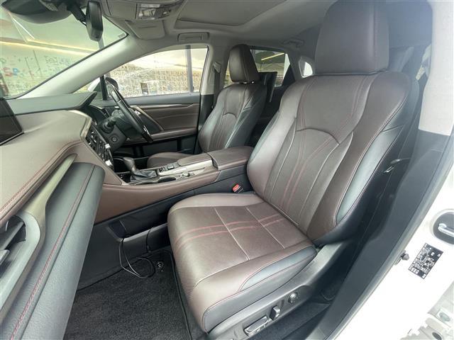 RX RX450h バージョンL サンルーフ 純正ナビ 純正後席モニター 全方位カメラ フルセグTV 三眼LEDヘッドライト 純正20インチAW 革シート シートヒーター ベンチレーション パワーバックドア クリアランスソナー BSM(29枚目)