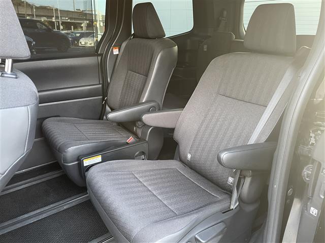 ヴォクシー S-G 純正ディスプレイオーディオ コネクティッドナビ フルセグTV CD/DVD再生 HDMI ETC2.0 純正16インチAW パワスラ LEDヘッドライト ドラレコ 追従クルコン プリクラッシュシステム(26枚目)