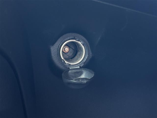 アクア クロスオーバー 衝突軽減 純正ナビ バックカメラ フルセTV ETC 純正16インチAW ハーフレザーシート LEDヘッドライト オートライト プッシュスタート スペアキー(19枚目)