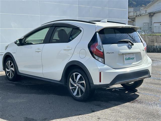 アクア クロスオーバー 衝突軽減 純正ナビ バックカメラ フルセTV ETC 純正16インチAW ハーフレザーシート LEDヘッドライト オートライト プッシュスタート スペアキー(35枚目)