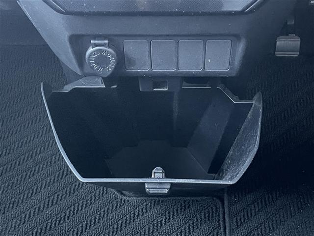 タンク Ｇ　Ｓ　ワンオーナー　クルーズコントロール　純正ＳＤナビ　バックカメラ　フルセグＴＶ　ＥＴＣ　両側パワースライドドア　オートライト　バックセンサー　プッシュスタート　スペアキー（17枚目）