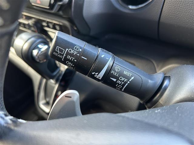 Ｎ－ＢＯＸカスタム Ｇ・ＥＸターボホンダセンシング　ホンダセンシング　レーダークルーズコントロール　ナビ　バックカメラ　フルセグＴＶ　両側パワスラ　ＥＴＣ　純正１５インチＡＷ　ＬＥＤヘッドライト　フォグランプ　パドルシフト　社外スピーカー（9枚目）