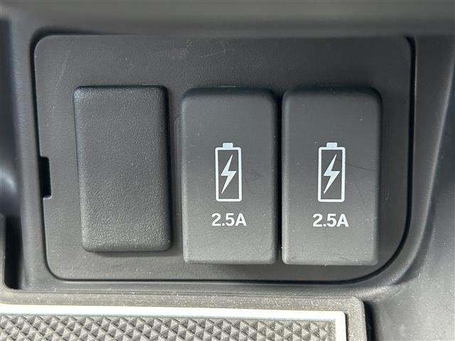 Ｎ－ＢＯＸカスタム Ｇ・ＥＸターボホンダセンシング　ホンダセンシング　レーダークルーズコントロール　ナビ　バックカメラ　フルセグＴＶ　両側パワスラ　ＥＴＣ　純正１５インチＡＷ　ＬＥＤヘッドライト　フォグランプ　パドルシフト　社外スピーカー（18枚目）