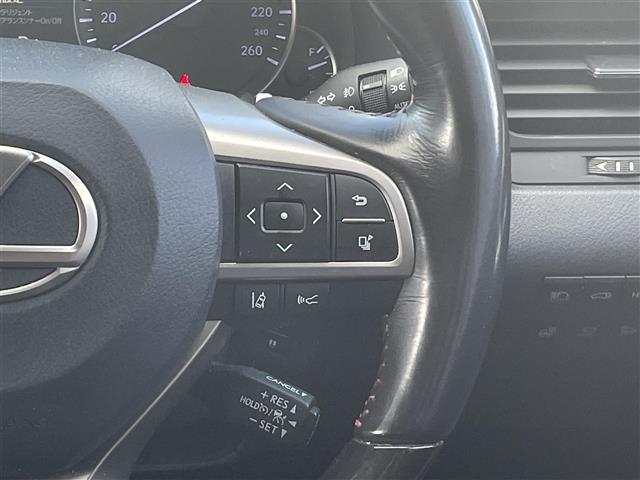 ＲＸ ＲＸ４５０ｈ　バージョンＬ　サンルーフ　レクサスセーフティシステム　クリアランスソナー　ＢＳＭ　純正ナビ　全方位カメラ　フルセグＴＶ　ＥＴＣ２．０　三眼ＬＥＤ　シーケンシャルランプ　茶革シート　シートヒーター　ベンチレーション（8枚目）