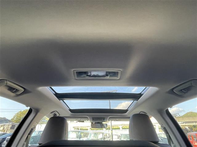 ＲＸ ＲＸ４５０ｈ　バージョンＬ　サンルーフ　レクサスセーフティシステム　クリアランスソナー　ＢＳＭ　純正ナビ　全方位カメラ　フルセグＴＶ　ＥＴＣ２．０　三眼ＬＥＤ　シーケンシャルランプ　茶革シート　シートヒーター　ベンチレーション（27枚目）