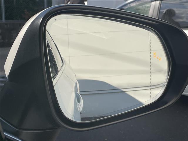 ＲＸ ＲＸ４５０ｈ　バージョンＬ　サンルーフ　レクサスセーフティシステム　クリアランスソナー　ＢＳＭ　純正ナビ　全方位カメラ　フルセグＴＶ　ＥＴＣ２．０　三眼ＬＥＤ　シーケンシャルランプ　茶革シート　シートヒーター　ベンチレーション（38枚目）