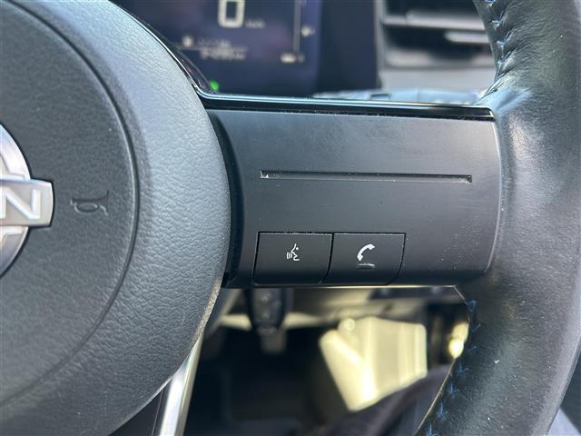 ノート オーテック　Ｅブレーキ　純正９型ナビ　全方位カメラ　スマートルームミラー　フルセグＴＶ　ＬＥＤヘッドライト　ＢＳＩ　ＢＳＷ　ＲＣＴＡ　寒冷地仕様　オーテック専用ＡＷ／シート　ＥＴＣ　シートヒーター　コーナーセンサ（9枚目）