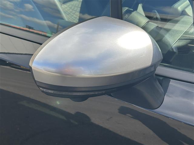 ノート オーテック　Ｅブレーキ　純正９型ナビ　全方位カメラ　スマートルームミラー　フルセグＴＶ　ＬＥＤヘッドライト　ＢＳＩ　ＢＳＷ　ＲＣＴＡ　寒冷地仕様　オーテック専用ＡＷ／シート　ＥＴＣ　シートヒーター　コーナーセンサ（40枚目）