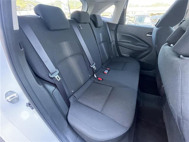 ノート Ｘ　エマージェンシーブレーキ　純正９型ナビ　バックカメラ　フルセグＴＶ　ＥＴＣ　前後ソナー　ＬＥＤヘッドライト　オートライト　電動パーキングスイッチ　社外ドラレコ　プッシュスタート　スペアキー×１（23枚目）