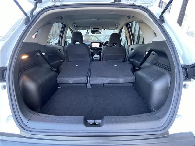 ノート Ｘ　エマージェンシーブレーキ　純正９型ナビ　バックカメラ　フルセグＴＶ　ＥＴＣ　前後ソナー　ＬＥＤヘッドライト　オートライト　電動パーキングスイッチ　社外ドラレコ　プッシュスタート　スペアキー×１（29枚目）