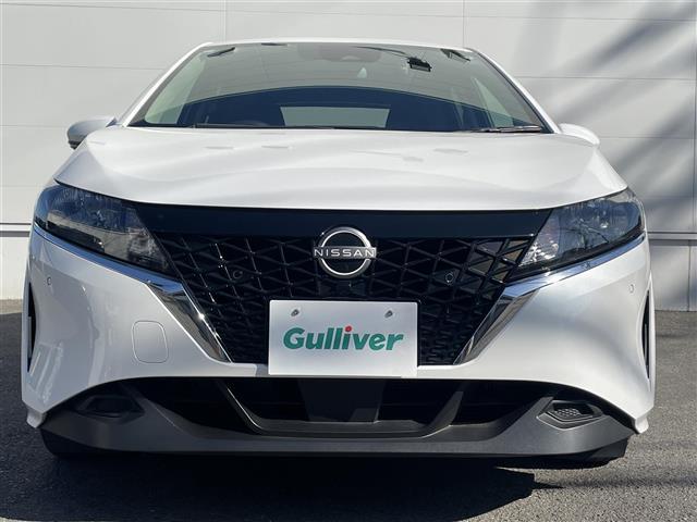 ノート Ｘ　エマージェンシーブレーキ　純正９型ナビ　バックカメラ　フルセグＴＶ　ＥＴＣ　前後ソナー　ＬＥＤヘッドライト　オートライト　電動パーキングスイッチ　社外ドラレコ　プッシュスタート　スペアキー×１（30枚目）