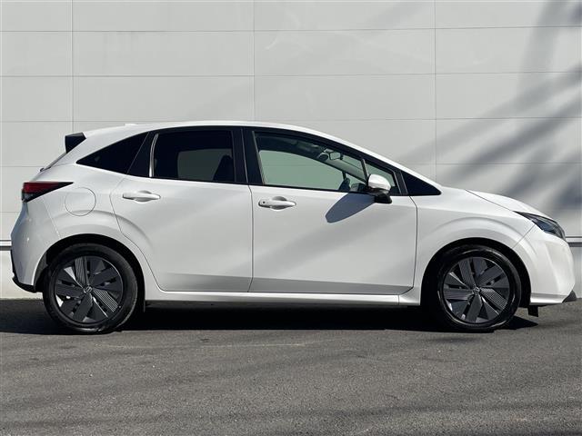 ノート Ｘ　エマージェンシーブレーキ　純正９型ナビ　バックカメラ　フルセグＴＶ　ＥＴＣ　前後ソナー　ＬＥＤヘッドライト　オートライト　電動パーキングスイッチ　社外ドラレコ　プッシュスタート　スペアキー×１（38枚目）