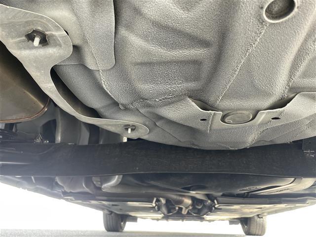 ノート Ｘ　エマージェンシーブレーキ　純正９型ナビ　バックカメラ　フルセグＴＶ　ＥＴＣ　前後ソナー　ＬＥＤヘッドライト　オートライト　電動パーキングスイッチ　社外ドラレコ　プッシュスタート　スペアキー×１（43枚目）