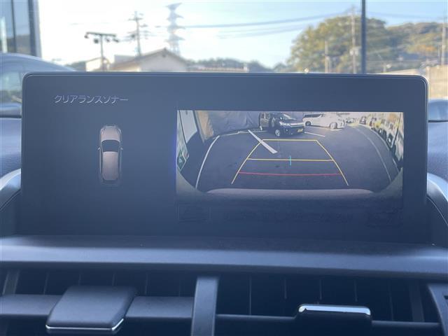 ＮＸ ＮＸ３００ｈ　バージョンＬ　レクサスセーフティシステム　クリアランスソナー　純正ナビ　全方位カメラ　ＢＳＭ　赤革シート　ベンチレーション　全席シートヒーター　パワーシート　ＥＴＣ２．０　純正１８インチＡＷ　ＬＥＤヘッドライト（4枚目）