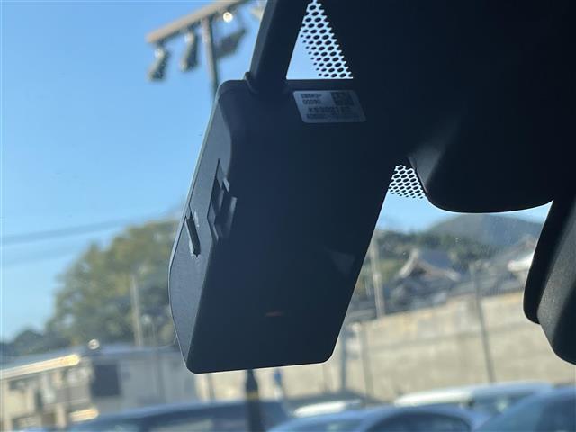 ＮＸ ＮＸ３００ｈ　バージョンＬ　レクサスセーフティシステム　クリアランスソナー　純正ナビ　全方位カメラ　ＢＳＭ　赤革シート　ベンチレーション　全席シートヒーター　パワーシート　ＥＴＣ２．０　純正１８インチＡＷ　ＬＥＤヘッドライト（22枚目）