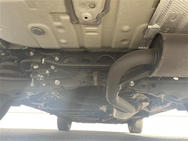 ＮＸ ＮＸ３００ｈ　バージョンＬ　レクサスセーフティシステム　クリアランスソナー　純正ナビ　全方位カメラ　ＢＳＭ　赤革シート　ベンチレーション　全席シートヒーター　パワーシート　ＥＴＣ２．０　純正１８インチＡＷ　ＬＥＤヘッドライト（43枚目）