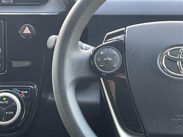 アクア Ｓスタイルブラック　トヨタセーフティセンス　コーナーセンサー　純正ナビ　バックカメラ　フルセグＴＶ　純正ドラレコ　オートライト　プッシュスタート　スペアキー×１　取扱説明書　保証書（8枚目）