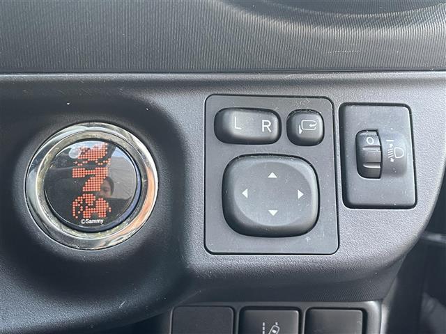 アクア Ｓスタイルブラック　トヨタセーフティセンス　コーナーセンサー　純正ナビ　バックカメラ　フルセグＴＶ　純正ドラレコ　オートライト　プッシュスタート　スペアキー×１　取扱説明書　保証書（15枚目）