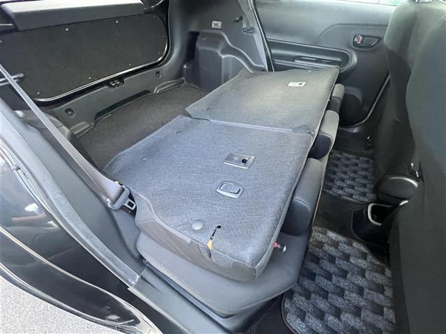 アクア Ｓスタイルブラック　トヨタセーフティセンス　コーナーセンサー　純正ナビ　バックカメラ　フルセグＴＶ　純正ドラレコ　オートライト　プッシュスタート　スペアキー×１　取扱説明書　保証書（22枚目）