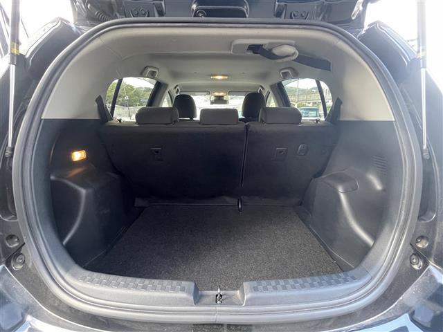 アクア Ｓスタイルブラック　トヨタセーフティセンス　コーナーセンサー　純正ナビ　バックカメラ　フルセグＴＶ　純正ドラレコ　オートライト　プッシュスタート　スペアキー×１　取扱説明書　保証書（27枚目）