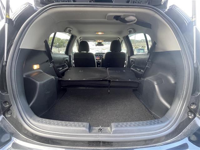 アクア Ｓスタイルブラック　トヨタセーフティセンス　コーナーセンサー　純正ナビ　バックカメラ　フルセグＴＶ　純正ドラレコ　オートライト　プッシュスタート　スペアキー×１　取扱説明書　保証書（28枚目）