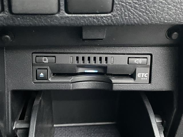 アルファード 2.5S Cパッケージ モデリスタエアロ(F/S/R)純正ナビ 純正後席モニター デジタルインナーミラー 三眼LEDヘッドライト 純正18インチAW 全天周ドラレコ ETC シートヒーター ベンチレーション オットマン(20枚目)