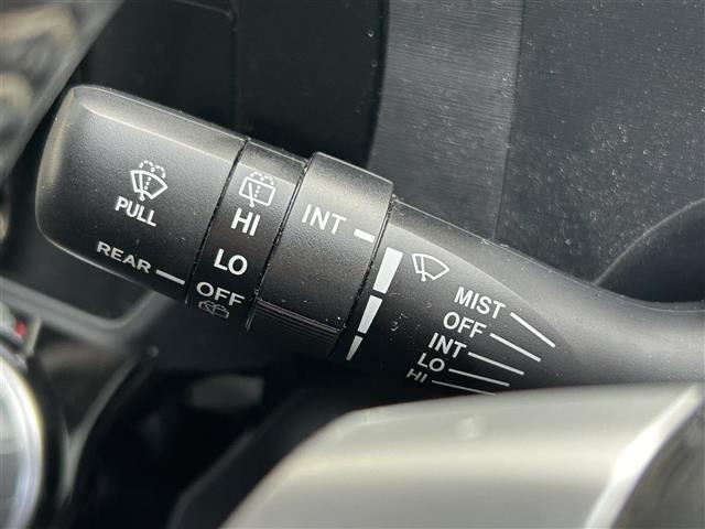 アクア Gブラックソフトレザーセレクション プリクラッシュセーフティ 純正ナビ バックカメラ シートヒーター TV クルーズコントロール 純正15インチAW オートマチックハイビーム ETC プッシュスタート スペアキー(9枚目)