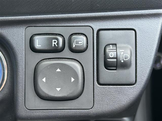 アクア Gブラックソフトレザーセレクション プリクラッシュセーフティ 純正ナビ バックカメラ シートヒーター TV クルーズコントロール 純正15インチAW オートマチックハイビーム ETC プッシュスタート スペアキー(15枚目)