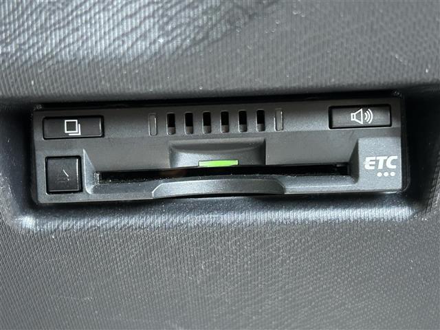 アクア Gブラックソフトレザーセレクション プリクラッシュセーフティ 純正ナビ バックカメラ シートヒーター TV クルーズコントロール 純正15インチAW オートマチックハイビーム ETC プッシュスタート スペアキー(18枚目)