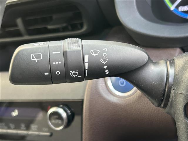 ヤリスクロス ハイブリッドZ フルモデリスタエアロ パワーバックドア 純正ディスプレイオーディオ ナビキット トヨタセーフティセンス パノラミックビューモニター BSM クリアランスソナー オートホールド シートヒーター ETC(9枚目)