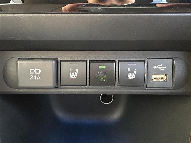 ヤリスクロス ハイブリッドZ フルモデリスタエアロ パワーバックドア 純正ディスプレイオーディオ ナビキット トヨタセーフティセンス パノラミックビューモニター BSM クリアランスソナー オートホールド シートヒーター ETC(13枚目)