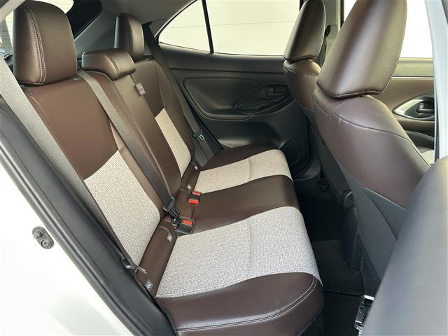 ヤリスクロス ハイブリッドZ フルモデリスタエアロ パワーバックドア 純正ディスプレイオーディオ ナビキット トヨタセーフティセンス パノラミックビューモニター BSM クリアランスソナー オートホールド シートヒーター ETC(22枚目)