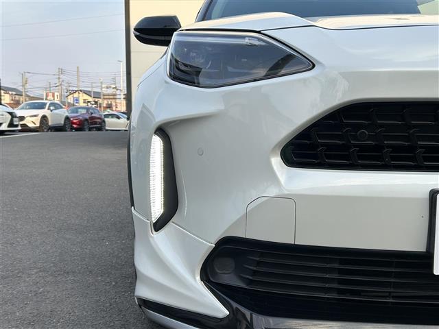 ヤリスクロス ハイブリッドZ フルモデリスタエアロ パワーバックドア 純正ディスプレイオーディオ ナビキット トヨタセーフティセンス パノラミックビューモニター BSM クリアランスソナー オートホールド シートヒーター ETC(32枚目)