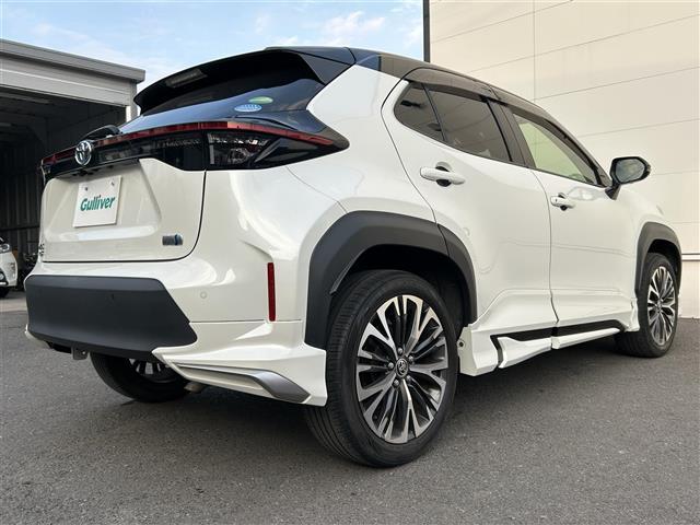 ヤリスクロス ハイブリッドZ フルモデリスタエアロ パワーバックドア 純正ディスプレイオーディオ ナビキット トヨタセーフティセンス パノラミックビューモニター BSM クリアランスソナー オートホールド シートヒーター ETC(37枚目)