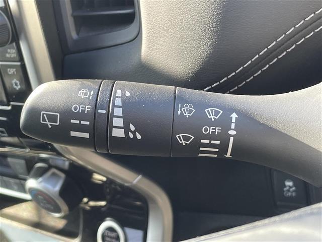 セレナ ハイウェイスター プロパイロット エマージェンシーブレーキ 純正9インチナビ アラウンドビューモニター スマートインナーミラー 両側パワースライドドア 前後コーナーセンサー ステアリングスイッチ LEDオートライト(12枚目)