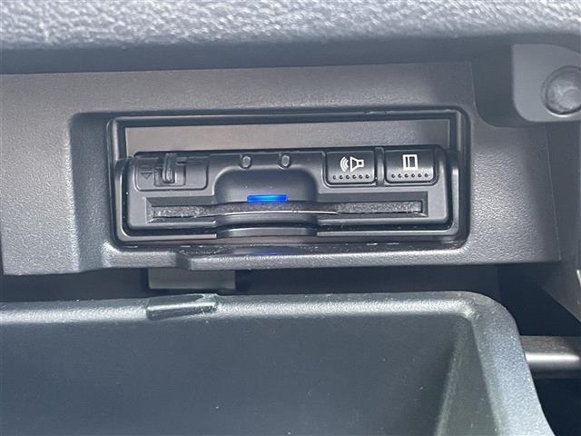 セレナ ハイウェイスター プロパイロット エマージェンシーブレーキ 純正9インチナビ アラウンドビューモニター スマートインナーミラー 両側パワースライドドア 前後コーナーセンサー ステアリングスイッチ LEDオートライト(15枚目)