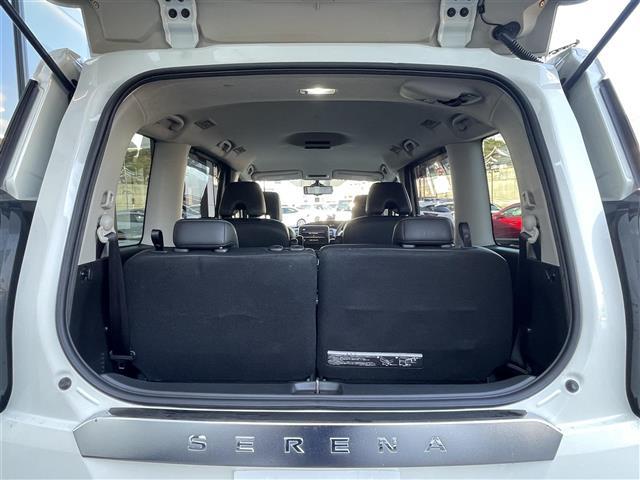 セレナ e-パワー ハイウェイスターV プロパイロット エマージェンシーブレーキ ブラインドスポットモニター 純正10インチナビ アラウンドビューモニター 両側パワースライドドア 前後コーナーセンサー ステアリングヒーター シートヒーター(32枚目)