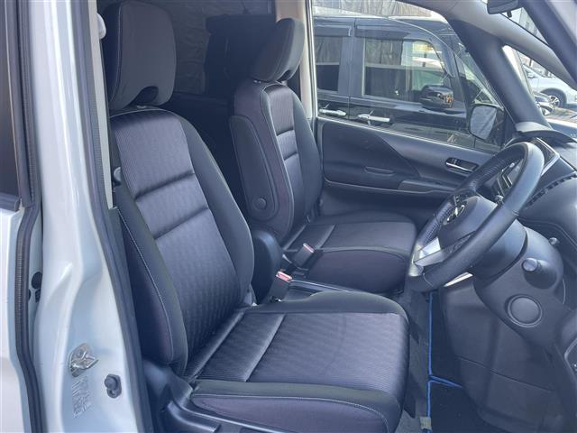 セレナ e-パワー ハイウェイスターV エマージェンシーブレーキ クルーズコントロール 純正SDナビ TV/CD/DVD/BT 純正フリップダウンモニター 純正前方ドライブレコーダー/DJ4-D 両側パワースライドドア ステアリングスイッチ(20枚目)